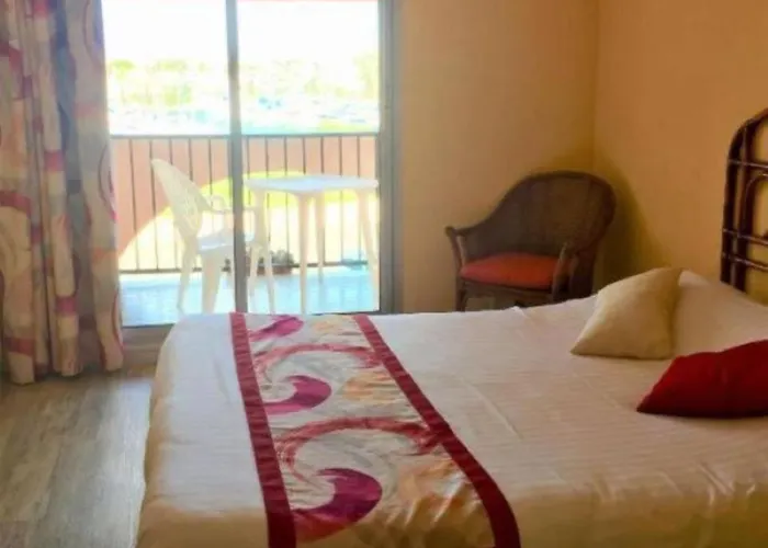 Alhambra ホテル アグド